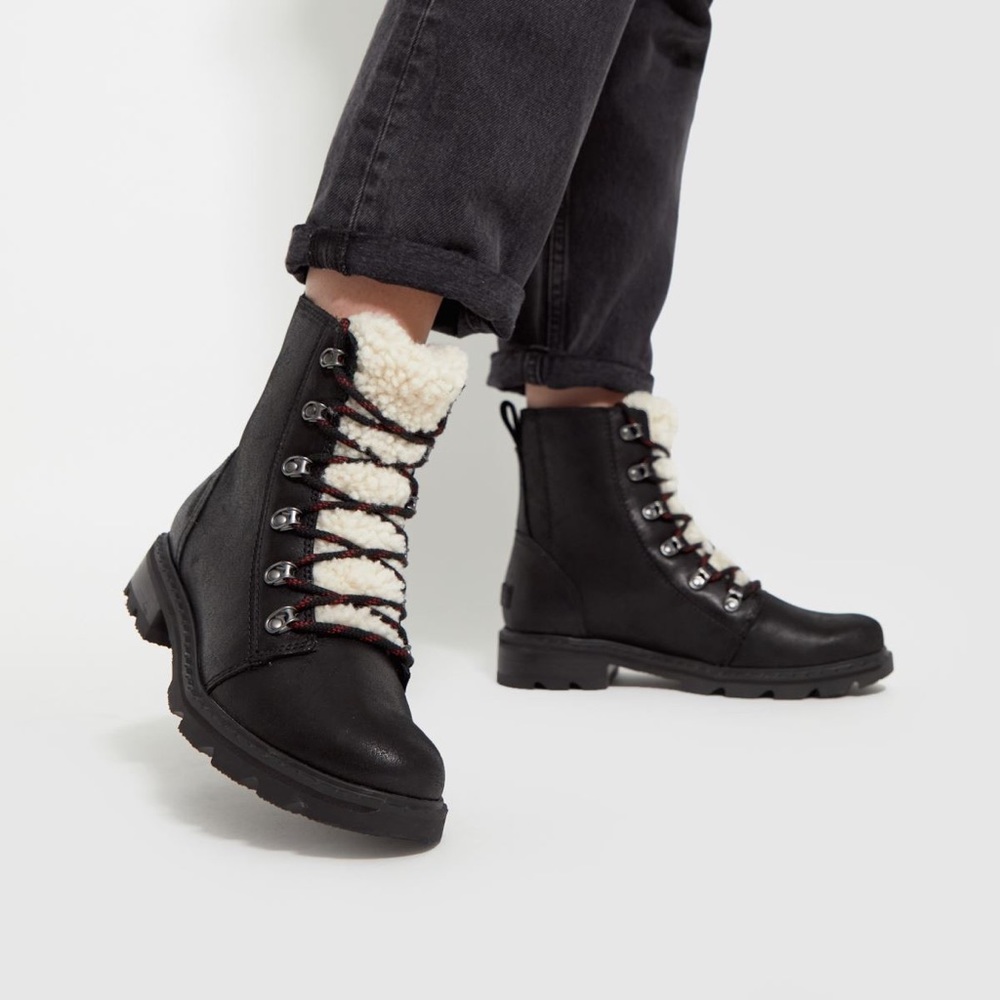 SOREL Lennox lace cozy boot NWT size 9